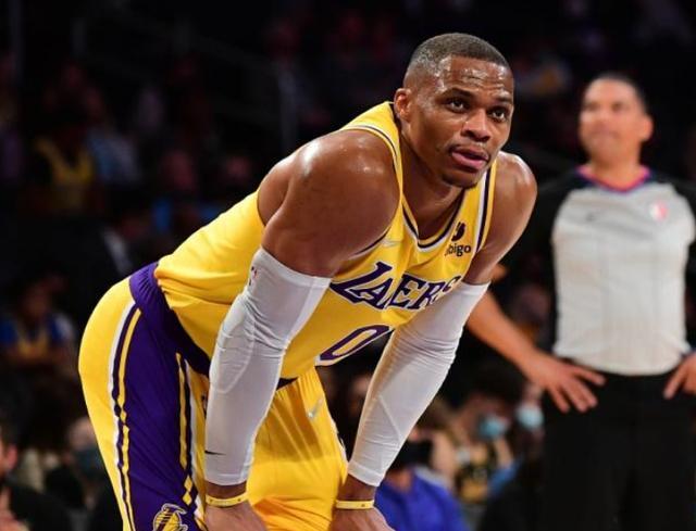 开拓者的当家球星是谁有什么特征，开拓者队当家球星（现役共7位20000分先生）