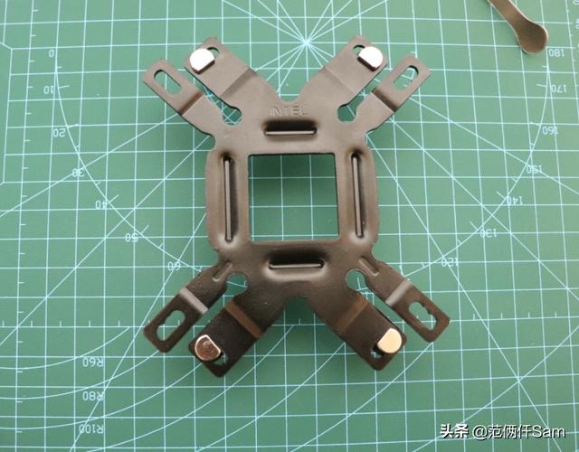 cpu风扇方向，cpu风扇朝哪个方向（科普小知识帮你省时间——超频三东海风云）