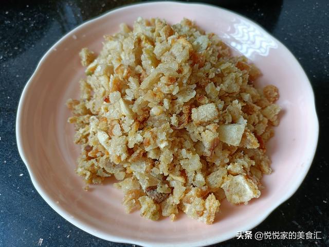 油渣白菜的做法，油渣白菜饺子怎么做好吃（它是被“误解”最多的菜）