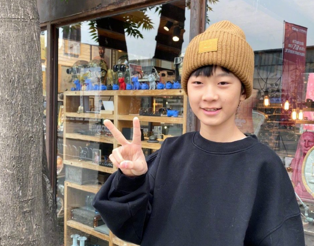 诺一和夏天没联系了,夏天诺一视频(《爸哪》里的青梅竹马)