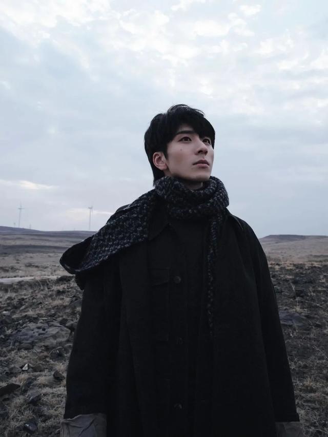 今夜无眠原唱歌词，今夜无眠歌曲原唱（蔡程昱“自己的明天”）