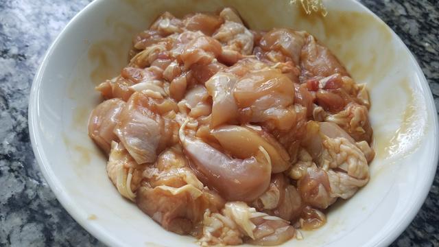 鸡腿肉的做法大全，鸡腿的做法大全（鸡腿香喷喷的做法）