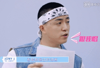 淡黄的头发蓬松的长裙是什么，“淡黄的长裙,蓬松的头发”（刷爆全网的“淡黄的长裙）