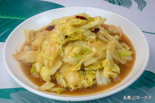 怎样炒酸辣白菜，怎样炒酸辣白菜（厨师长教你详细做法）