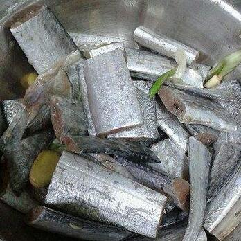 圖片[3]-【紅燒帶魚】做法步驟圖 營養更豐富 小孩常吃身體壯！-起舞食譜網