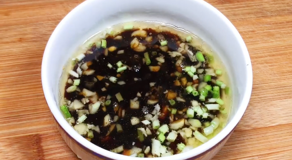 圖片[2]-【麻醬涼面】做法步驟圖 做法特別簡單 一到夏天我們家就饞它-起舞食譜網(wǎng)