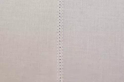 如何缝衣服看不出针脚，衣服怎么缝针看不出来（服装制作中小细节的制作工艺）