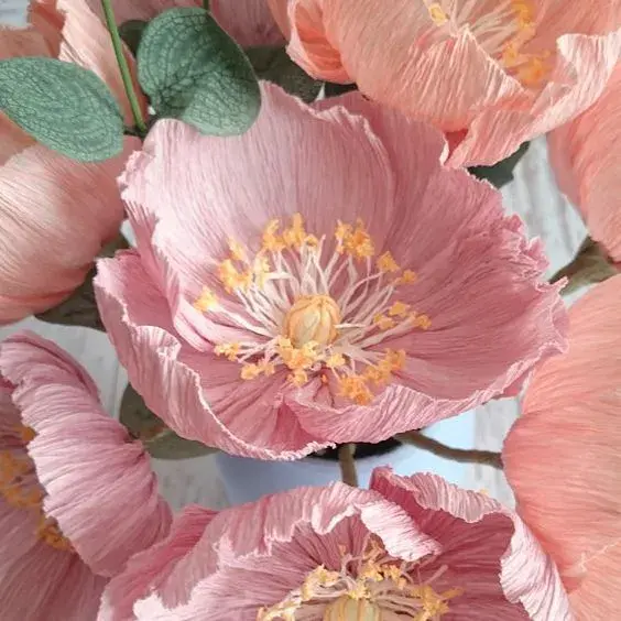 手工花朵制作方法，彩纸手工制作花朵的方法（喜欢花哪儿还用买）