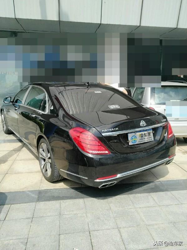 奔驰s与迈巴赫s有什么区别，奔驰迈巴赫和s的区别（两年贬值60万的迈巴赫S400）