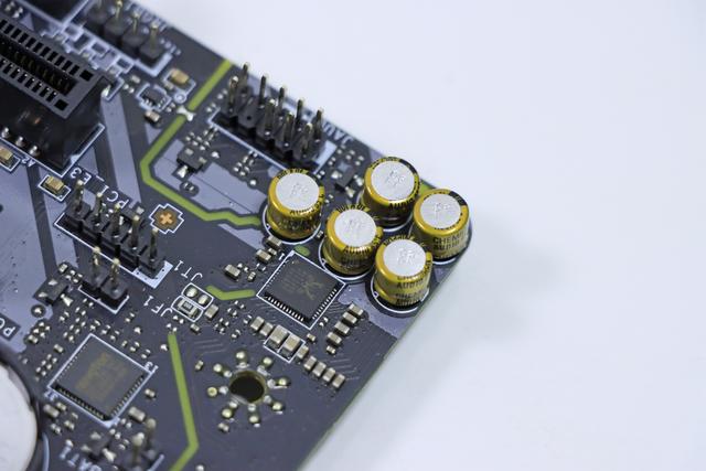 10400f和10400有什么区别，10400f与10400f（谁是 CPU 套装性价比之王）