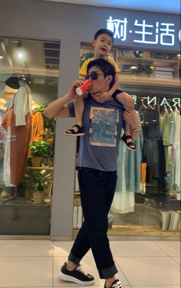 少年包青天何中华演过谁，从一代大侠到“渣爹专业户”