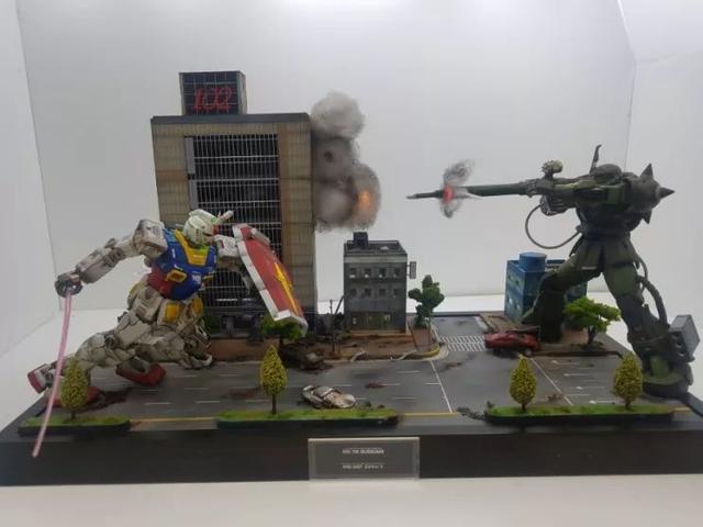 扎古和高达区别，高达扎古是什么梗（佳作：白色恶魔vs扎古）