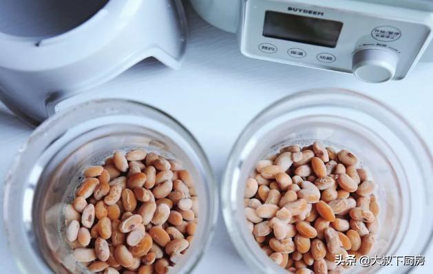 大叔家的日本小吃：自制纳豆，制作简单，清淡味美，家人爱吃