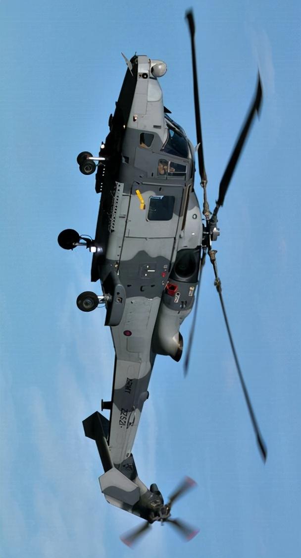 aw159野猫直升机参数图片