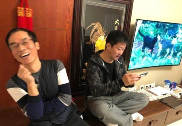 吴京的父亲个人资料，吴京的父亲叫什么名字（结果在酒桌上定下了婚事）