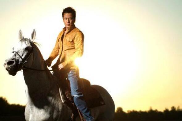 童童潇雅，童潇个人信息（好声音47岁导师）