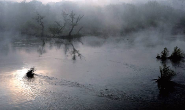 曹操败走华容道，三国曹操败走华容道在哪一集（曹操为什么非要沿这条路逃跑）