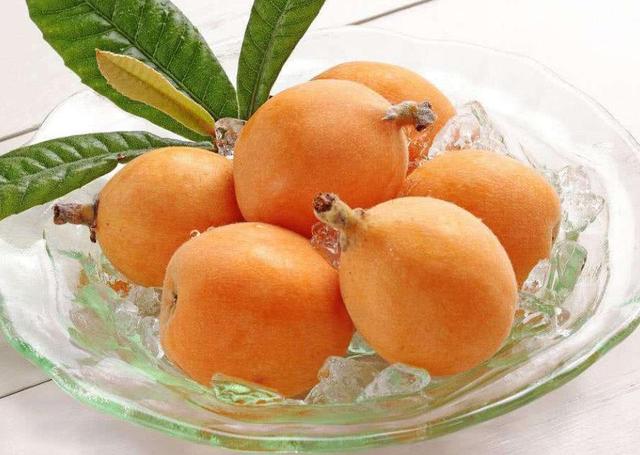 枇杷能放冰箱保存吗，枇杷可不可以放冰箱保存（吃不完的枇杷别再放冰箱了）