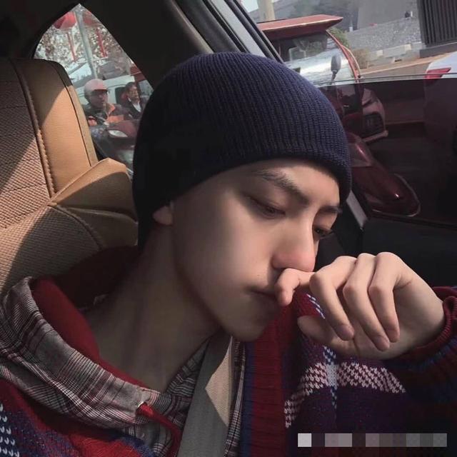 女生说dei是什么意思，兄dei是什么梗（00后都这样喊男生）