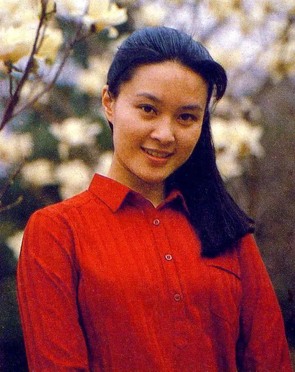 言情小说排行榜2013前十名,2013年小说排行榜言情(80年代父辈迷恋的“挂历女神”) 言情小说排行榜2013前十名,2013年小说排行榜言情(80年代父辈迷恋的“挂历女神”)