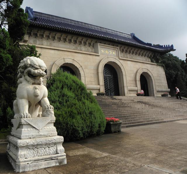 南京中山陵平面图，南京中山陵立面图（探访南京老建筑：中山陵）