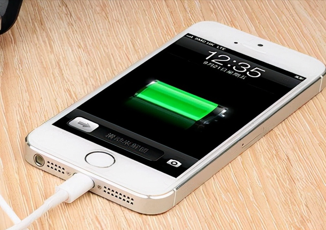 ipad定时关机，苹果手机怎么定时关机开机（冬天iPhone手机总关机）