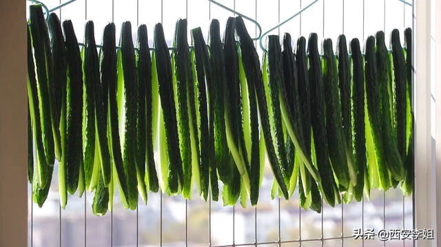 家庭怎样腌整条酸黄瓜，黄瓜怎么腌酸（二十年酱黄瓜配方首次公布）