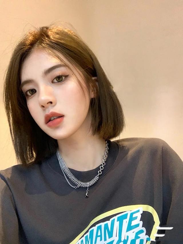 睫毛膏怎么卸妆，睫毛膏怎么卸妆不喜欢卸睫毛膏对眼睛有哪些坏处（睫毛膏怎么卸比较干净）