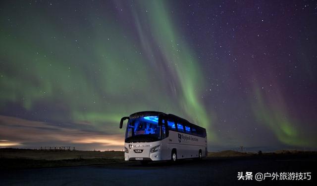 北京到冰岛多少公里，中国到冰岛的距离是什么（去冰岛旅行大概要花多少钱）