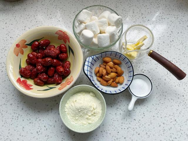 怎么用吸管做裱花嘴，自制裱花嘴的方法窍门（自己在家也能做奶枣）