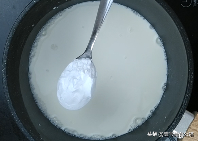 麻薯的烹饪方法，麻薯制作工艺流程（香甜软糯的红糖麻薯）