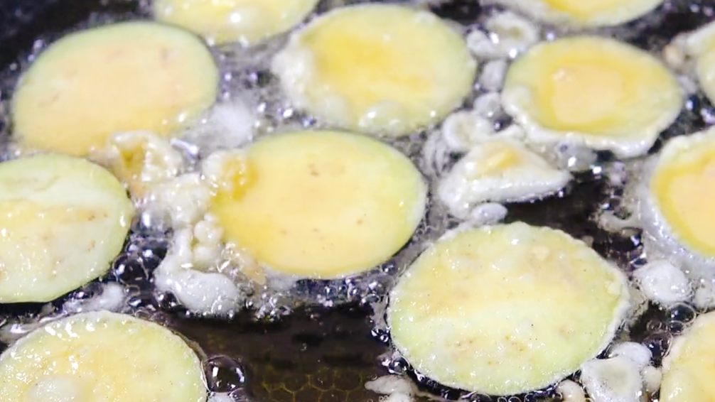 圖片[4]-【椒鹽茄子】做法步驟圖 外酥里嫩一口一個太爽了-起舞食譜網