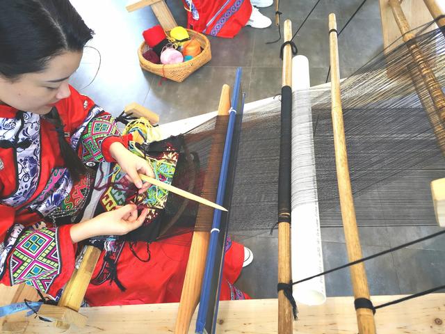 西兰卡普，西兰卡普歌词儿童版（土家文化奇葩：西兰卡普）