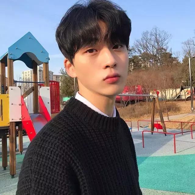 股票a股b股什么意思 区别是什么（教你1分钟了解A股和B股）