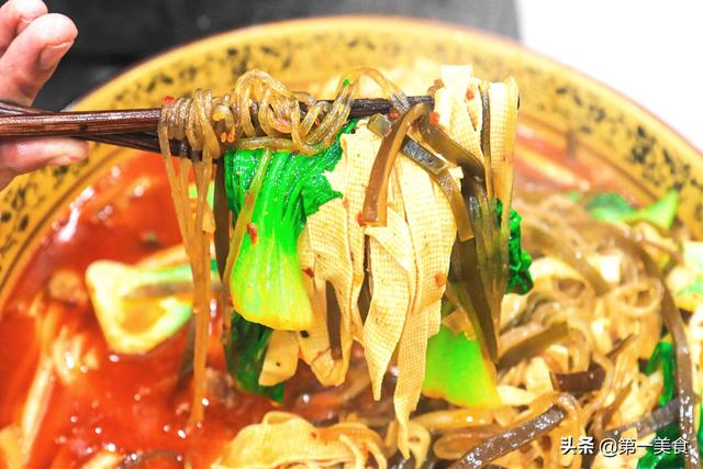 大烩菜的家常做法，排骨大烩菜的家常做法（好吃好做、边吃边流汗）