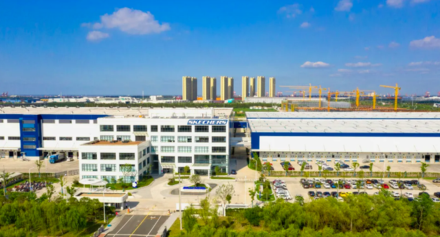 斯凯奇女鞋哪款最好看，匹克态极拖鞋销售额第一（斯凯奇女鞋哪款最好看舒服）