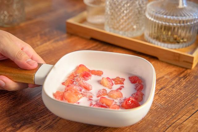 木薯淀粉做珍珠，木薯淀粉怎么做珍珠奶茶（高颜值梦幻水果珍珠来袭）