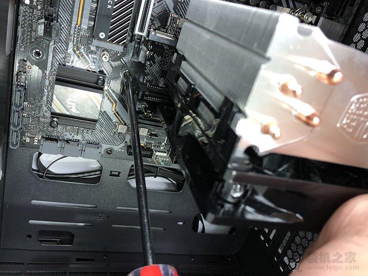 电脑主机的结构图解说明，主机箱内部结构图高清带名称及介绍