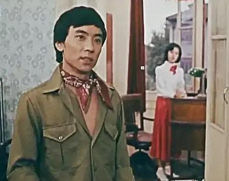 周星驰的老婆叫什么，他是周星驰电影的小人物（谁是周星驰的老婆）