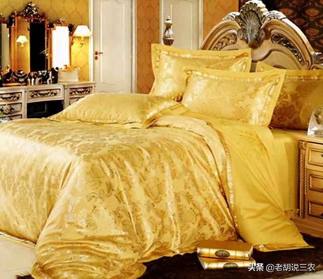 被褥是什么意思，什么是被褥（家有被褥别全‘黄’”是啥意思）