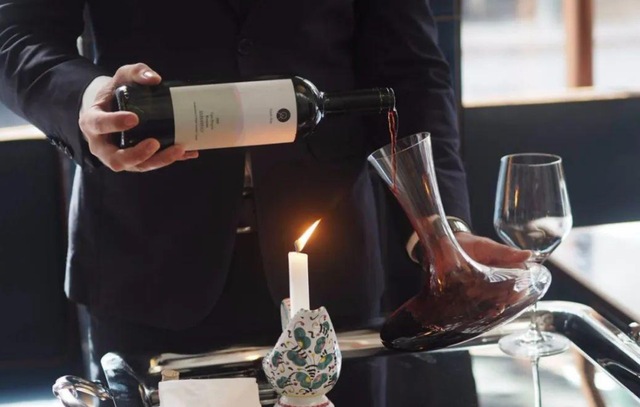 葡萄酒的保质期一般是多少年，红酒的保质期一般是多少年（红酒的保质期只有10年）