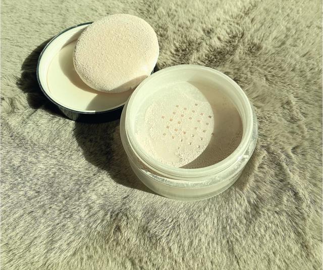 散粉排行榜前十名高端，十大散粉排行榜10强（大干皮公认的四款“零差评”散粉）