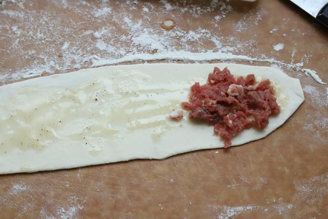 煎牛肉饼正宗做法，超详细做法教给您