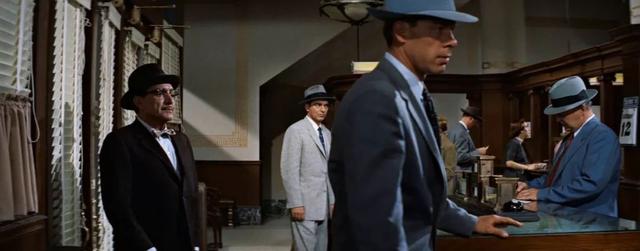 恶魔的枕边细语，同性恋小说现代虐的（被这十部伟大的宽银幕电影彻底改变）