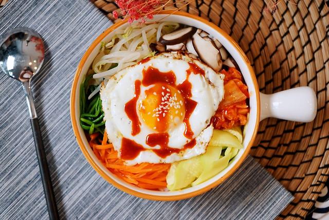 一份石锅拌饭热量有多少，石锅拌饭多少千卡（调理肠胃刮刮肠）