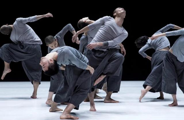 北京现代音乐研修学院是几本，北京现代音乐学院是一本吗（发不出工资的舞团：这帮人）