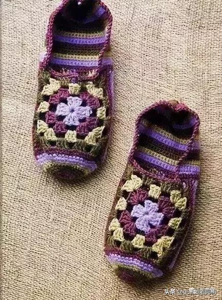 新手勾鞋子一步一步教，鞋子的钩法详解简单几步教会你（是时候为家人钩织地板拖了）