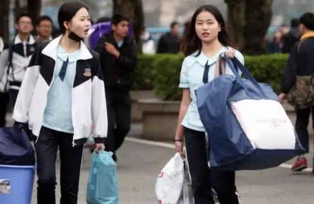 高考十大热门专业，2022高职十大热门专业（就业率很高的十大专业）