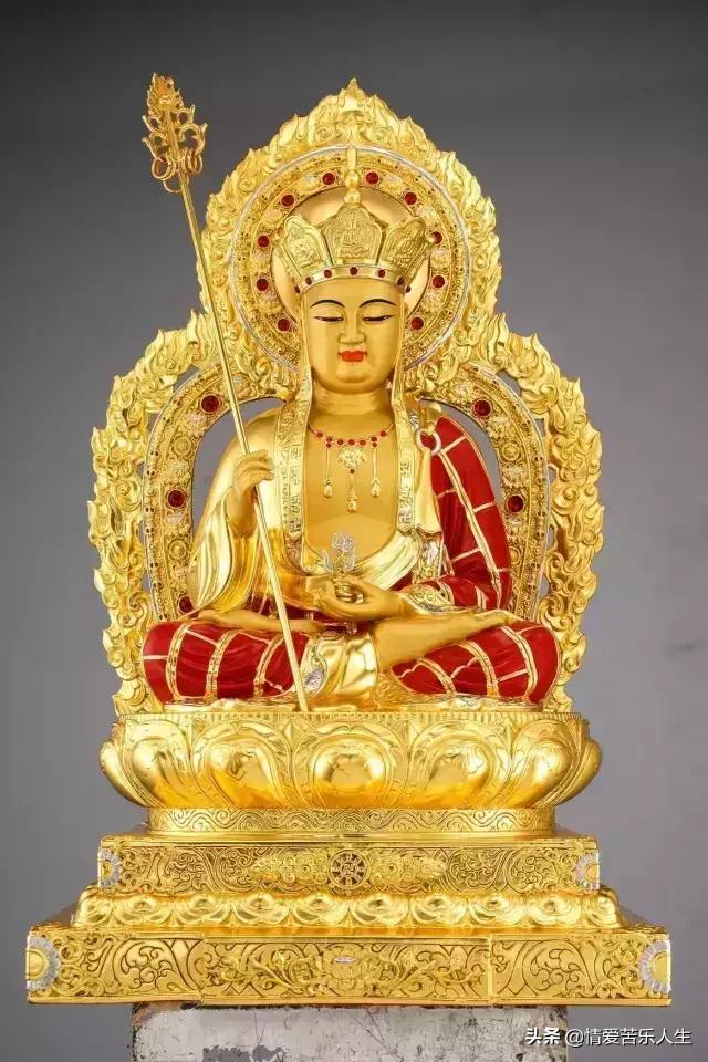 地藏菩萨为什么不能拜，地藏菩萨为什么不能拜弥勒佛（地藏王菩萨金身相）