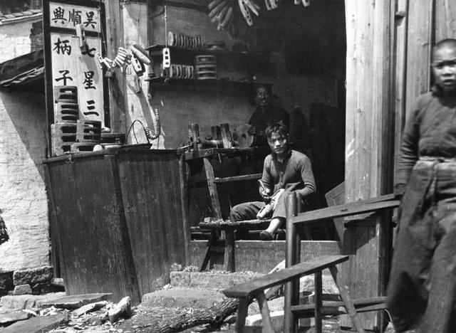 张作霖跟慈禧是同一时代的吗，东北有个张作霖：出身贫寒